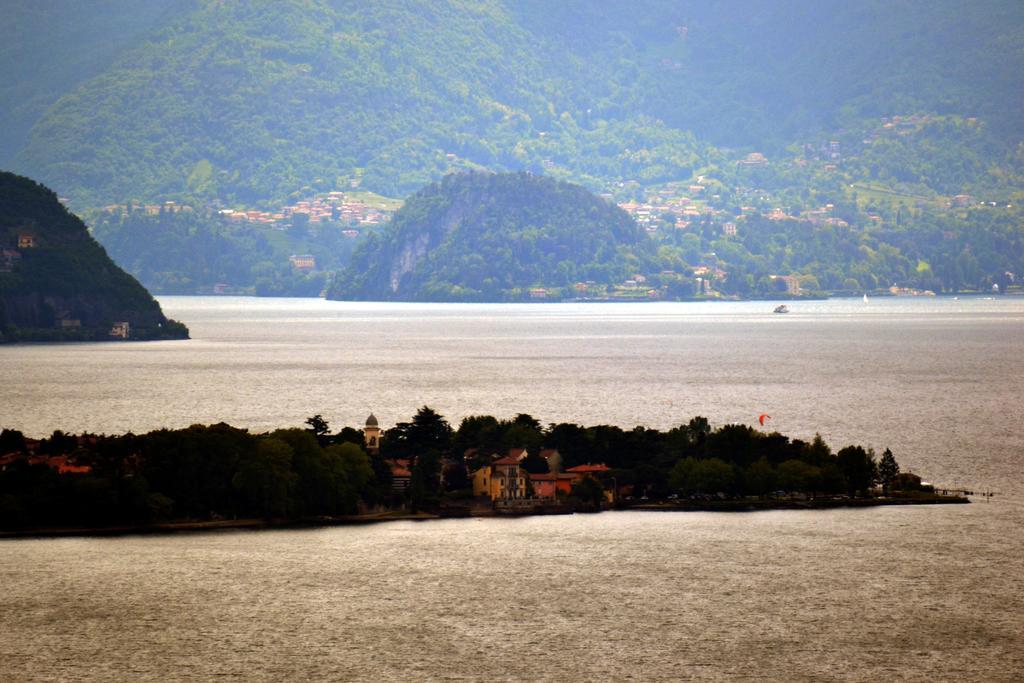 B&B E Residence Abbazia Di Piona Colico Luaran gambar